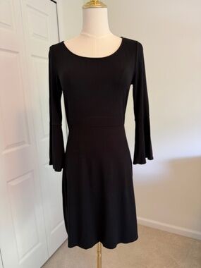 Boden Miriam Jersey Dress Black Size 2R Bell Sleeve Fit Flare J0273
